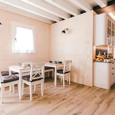 Bed & Breakfast Al Fienile Paderno del Grappa