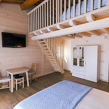 Bed and Breakfast Al Fienile 4*