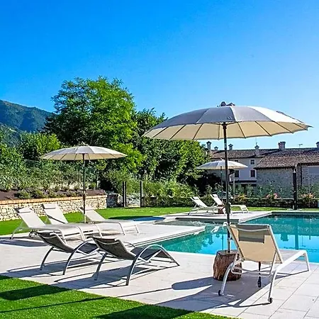 Al Fienile Bed and Breakfast
