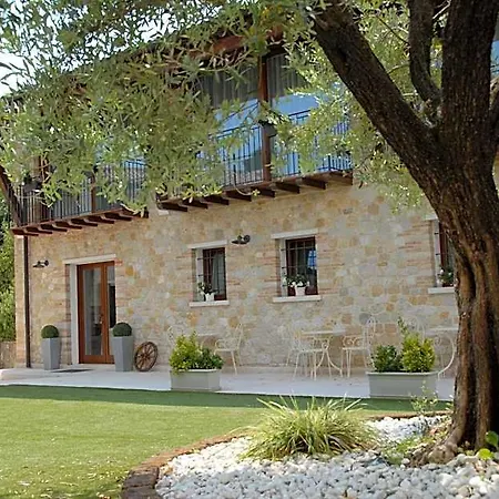 Bed and Breakfast Al Fienile 4*